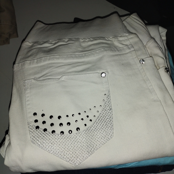 Lot of maternity jeans - Picture 3 of 10